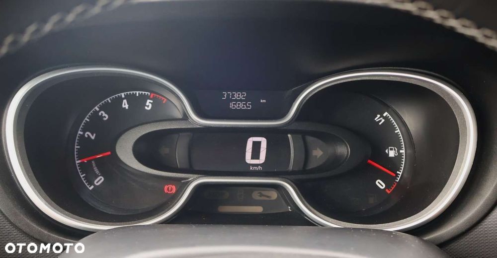 Opel Vivaro - 25