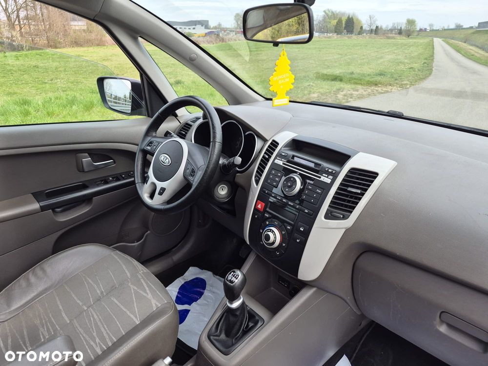Kia Venga 1.6 CVVT Platinum Edition - 20