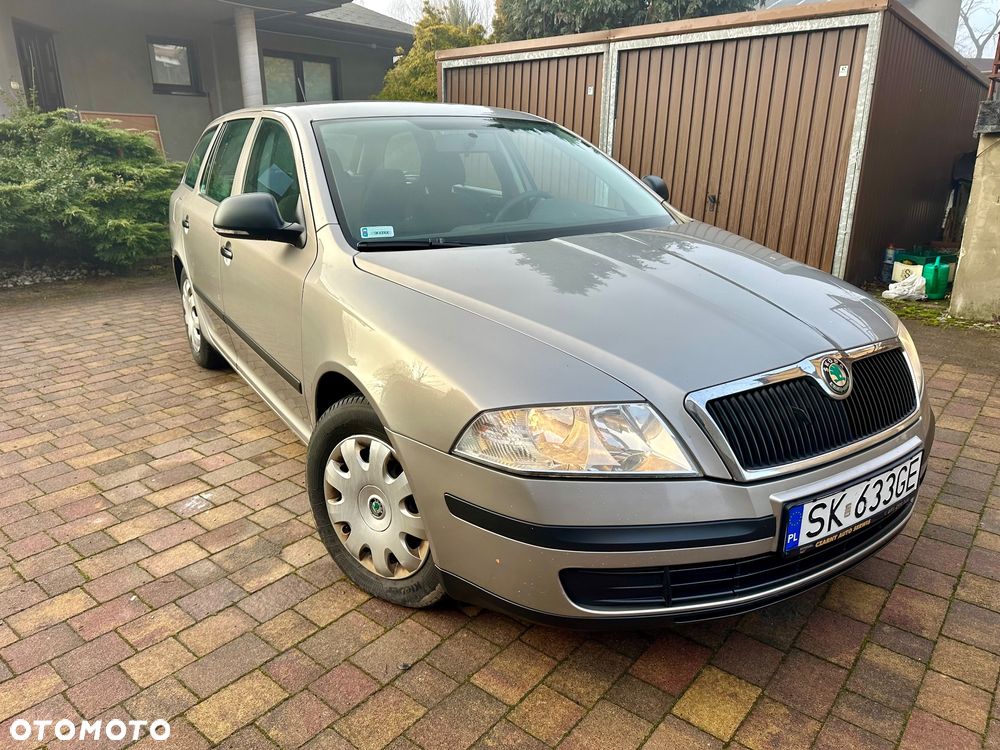 Skoda Octavia 1.6 Elegance - 8