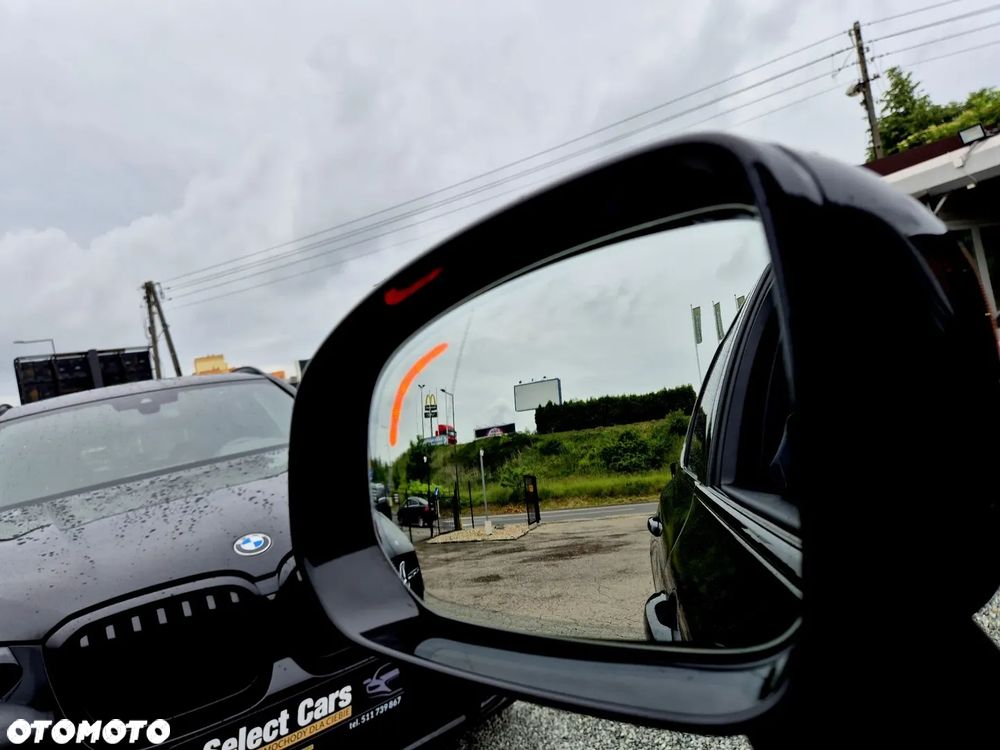 Volvo XC 60 B4 D AWD R-Design - 26