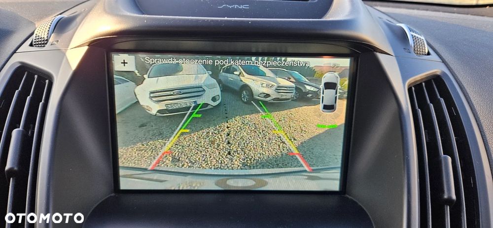 Ford Kuga 2.0 TDCi 4x4 Titanium - 23