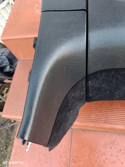 MERCEDES W209 CLK SCHOWEK KONSOLI PASAŻERA EUROPA - 2