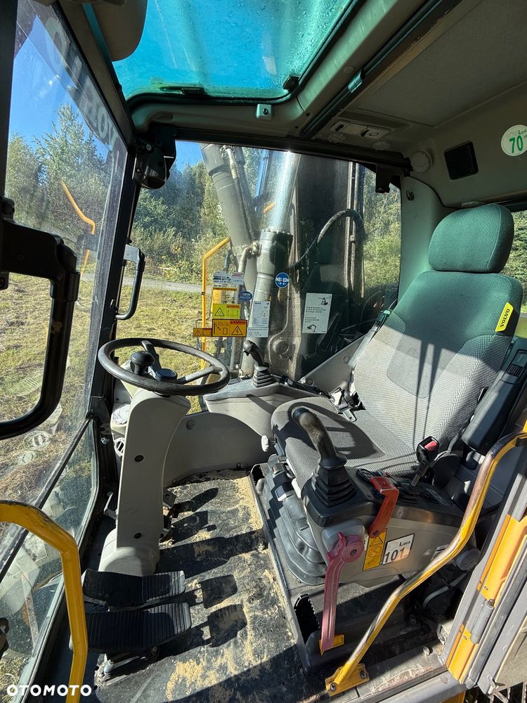 Volvo EW160C - 22