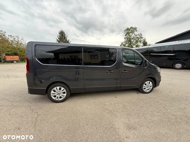 Renault Trafic SpaceClass 2.0 dCi EDC - 12