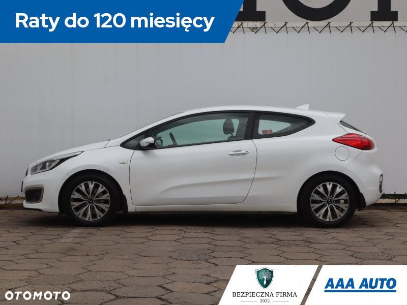 Kia Ceed - 4