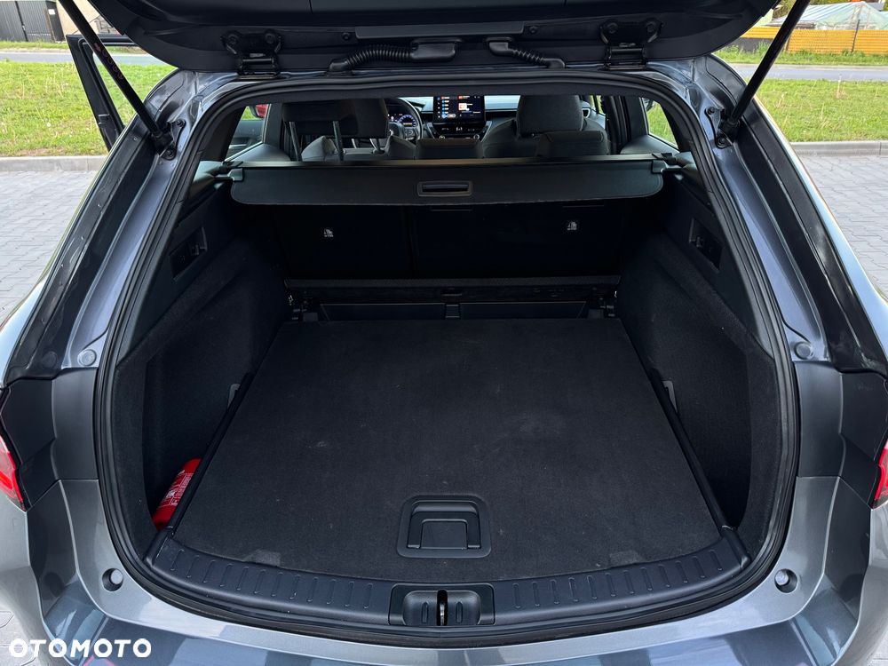 Toyota Corolla 1.8 Hybrid Comfort - 28