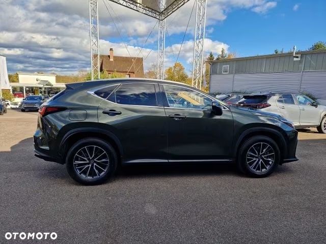 Lexus NX 450h+ E-FOUR Executive - 2