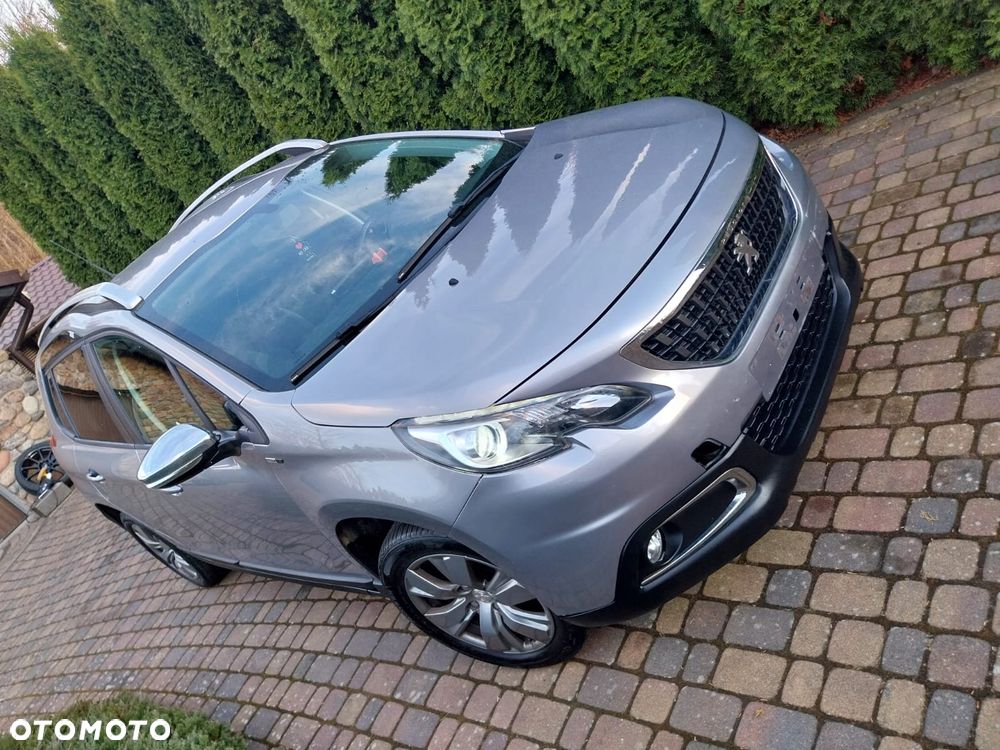 Peugeot 2008 - 6