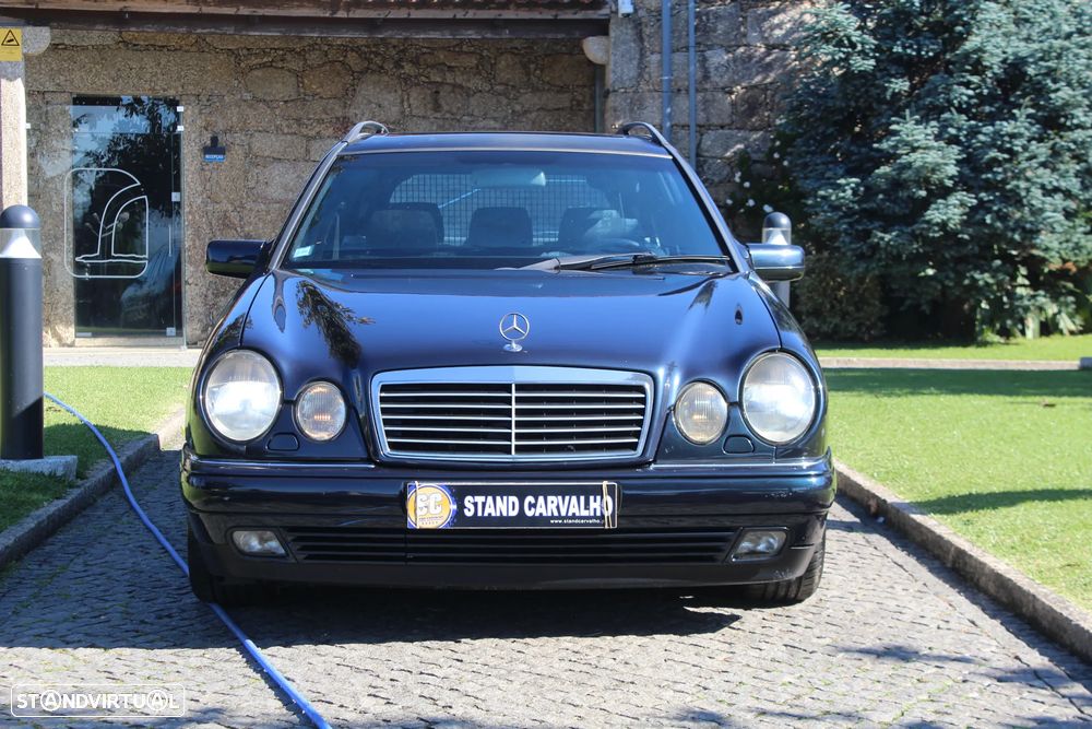 Mercedes-Benz E 290 - 2