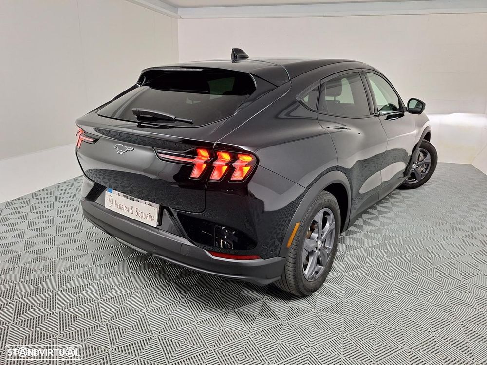 Ford Mustang Mach-E 98.7 kWh Premium - 39