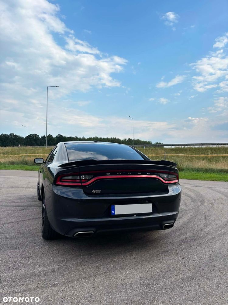 Dodge Charger - 4