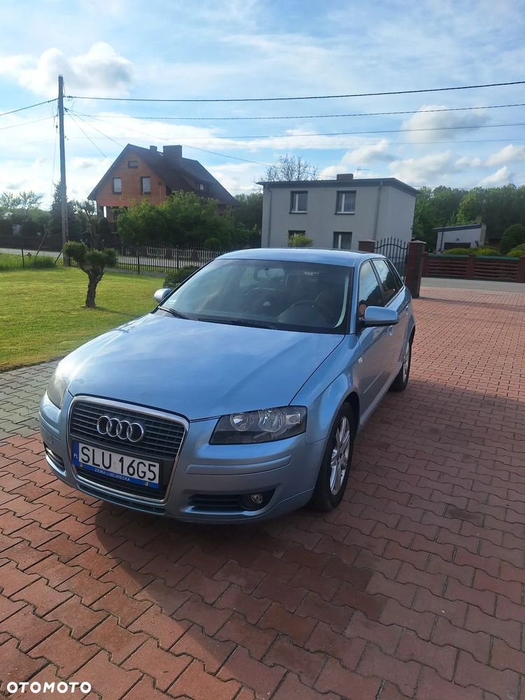 Audi A3 Sportback - 2