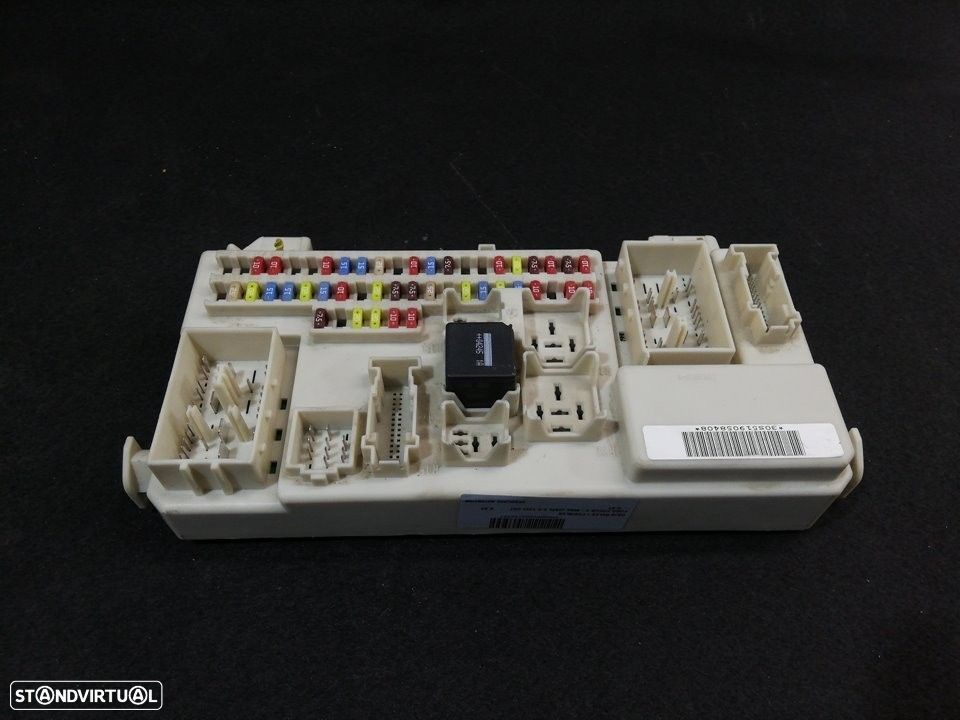 CAIXA RELÉS / FUSÍVEIS FORD FOCUS C-MAX 2004 - 3