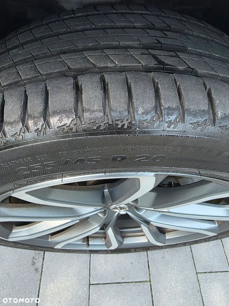 Volvo XC 90 - 39