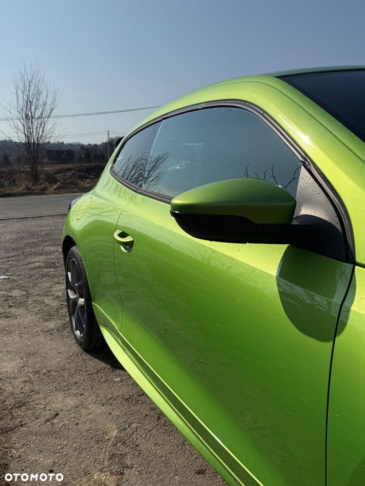 Volkswagen Scirocco 1.4 TSI DSG - 9