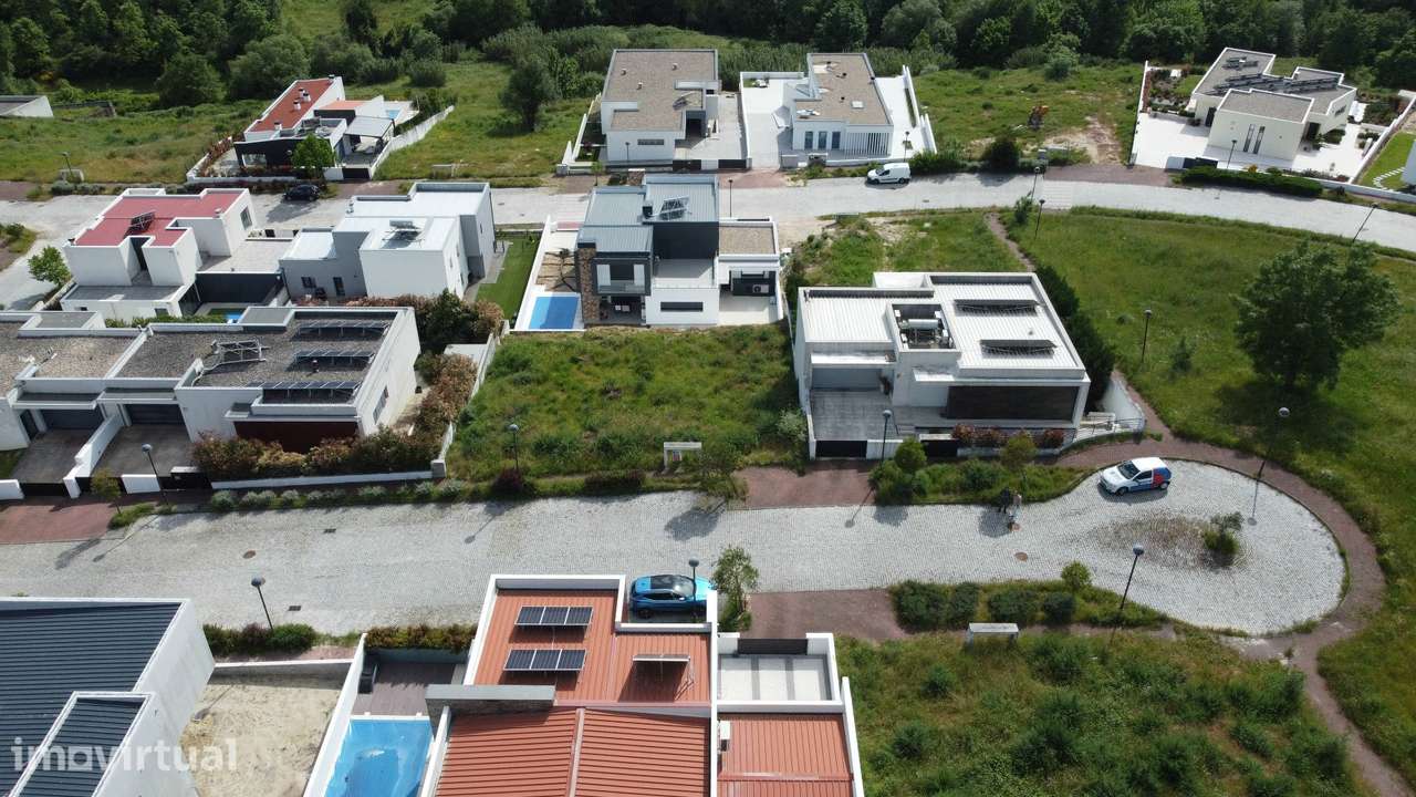Lote de Terreno - Qtª Ponte Terra - Grande imagem: 2/9