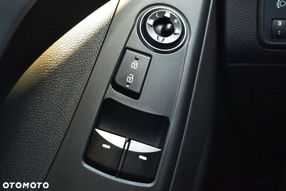 Hyundai Elantra - 20