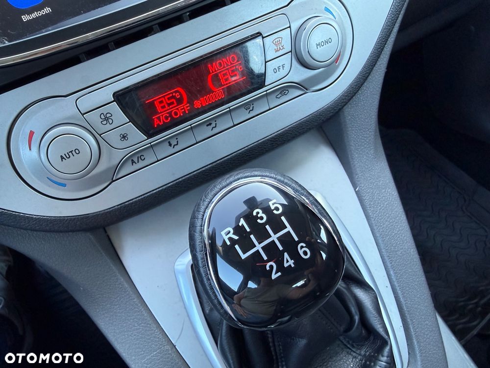 Ford Kuga 2.0 TDCi 4x4 Trend - 13