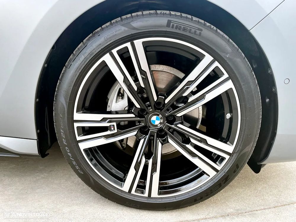 BMW 740 d xDrive Pack Desportivo M - 44