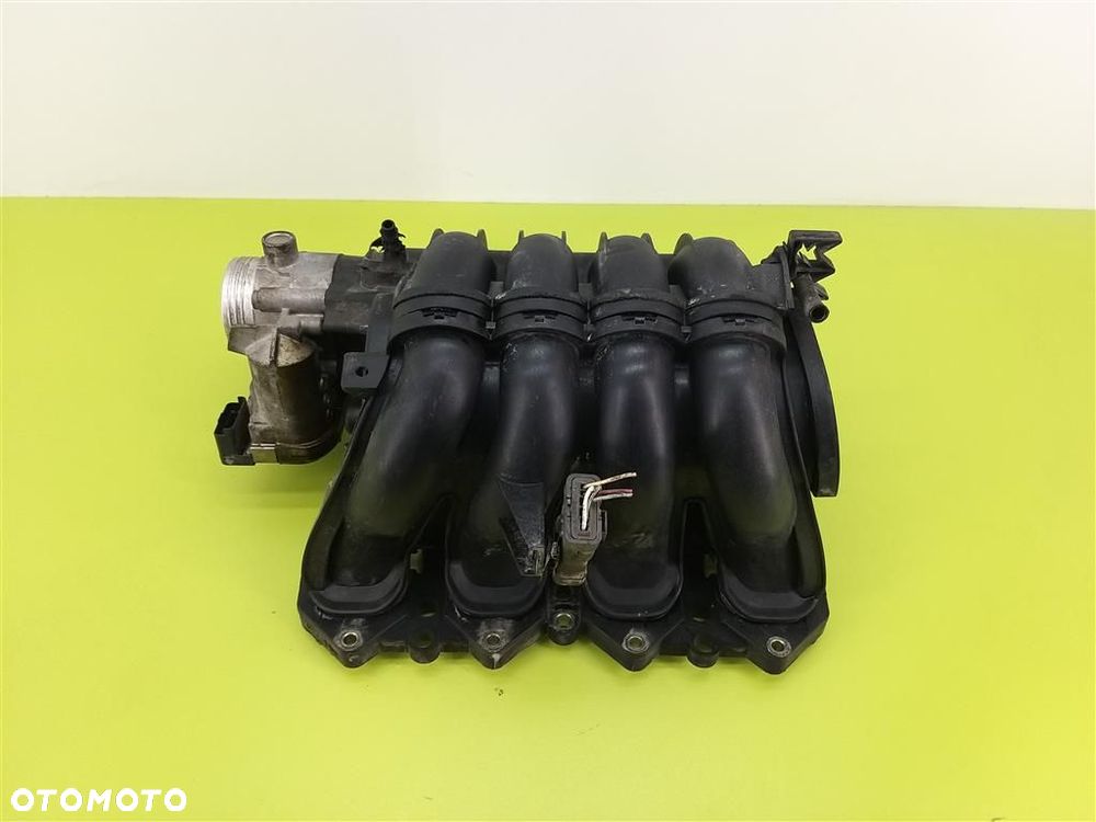 Kolektor ssący Peugeot 307 307 I 1.6B 107KM 2001-2005R LISTWA WTRYSKI - 3