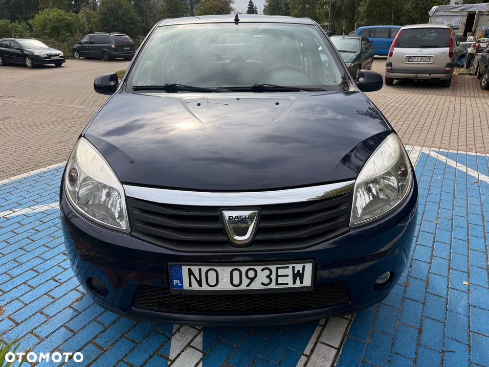 Dacia Sandero 1.2 16V Laureate II - 2