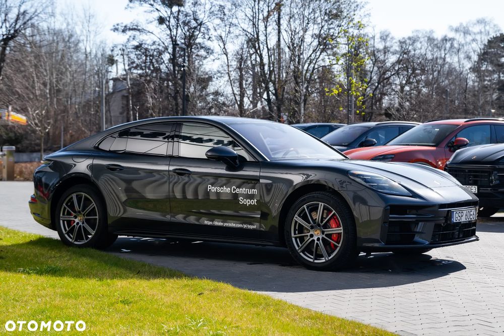 Porsche Panamera - 5
