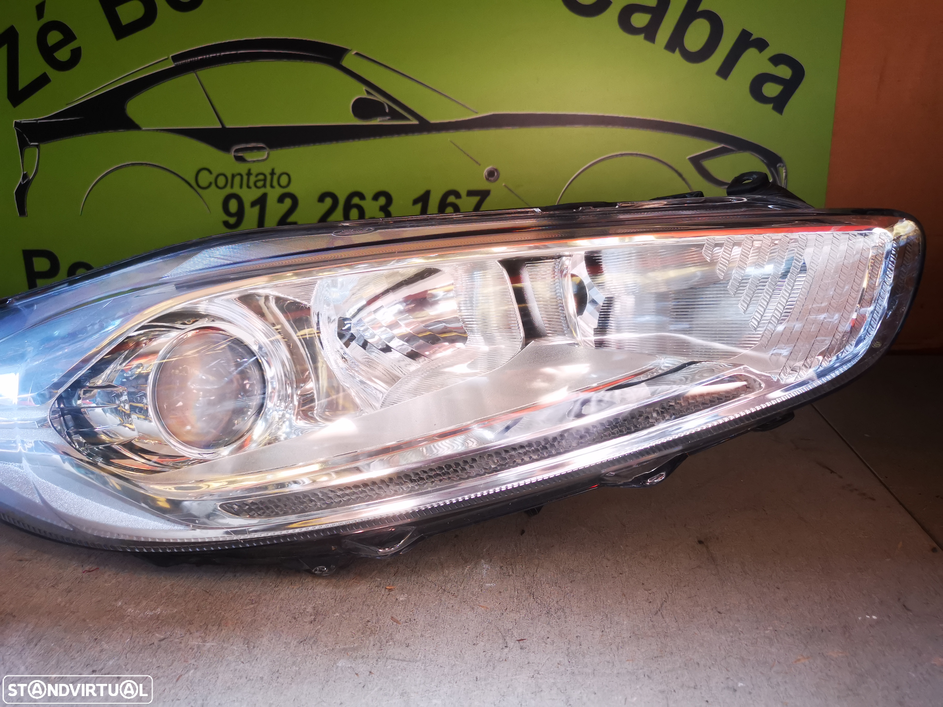 FORD FIESTA VI MK6 FAROL DIREITO - FF083 - 3