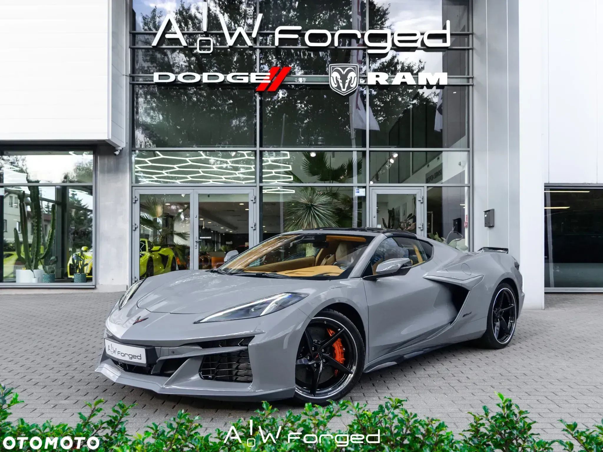 Chevrolet Corvette - 1