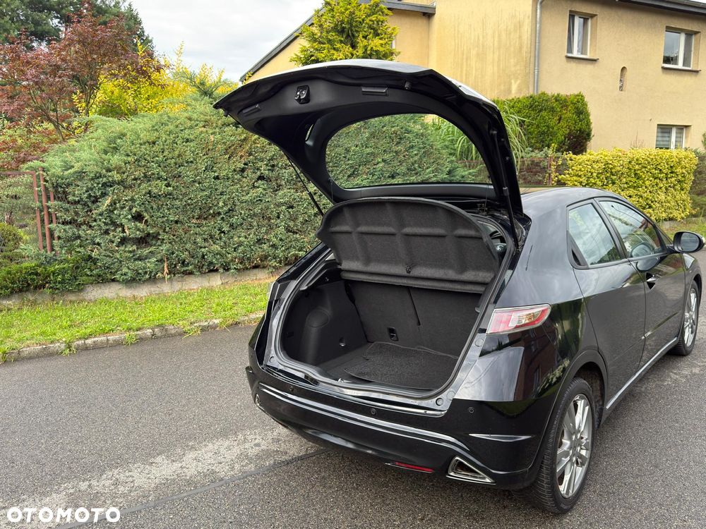 Honda Civic 1.8i-VTEC Executive - 11