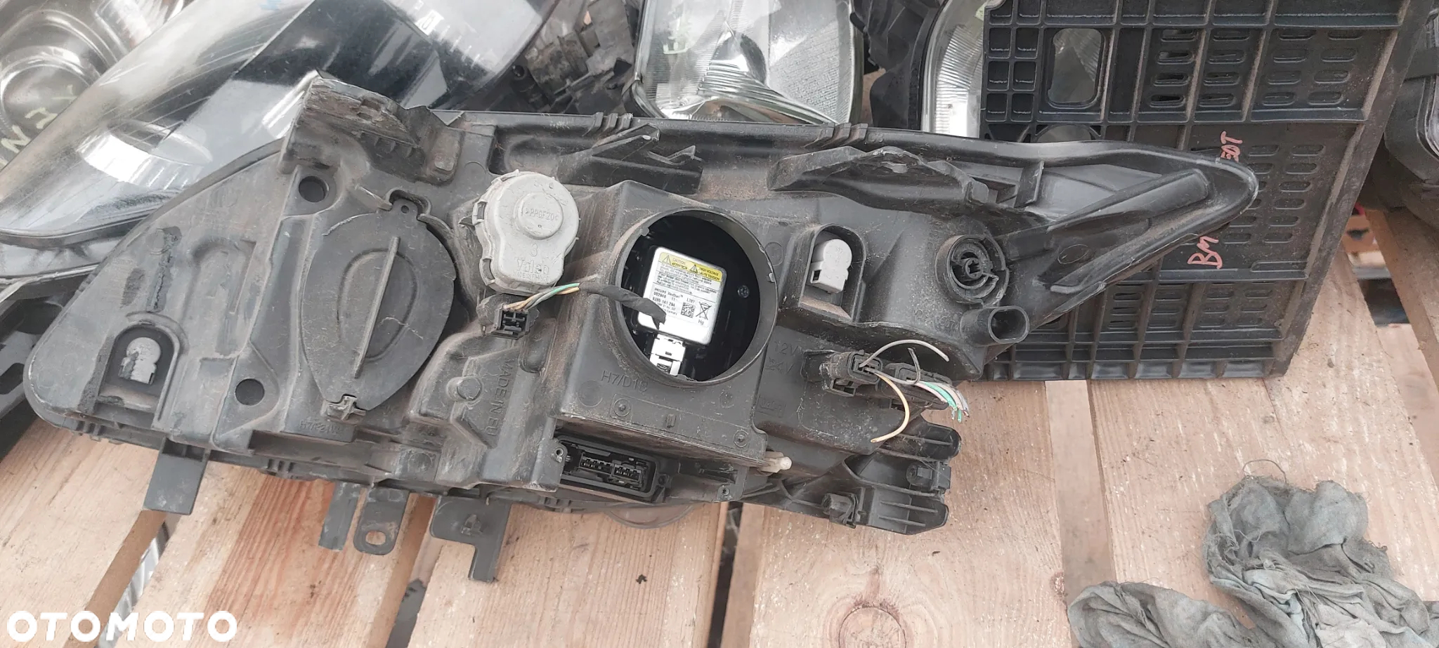 .  PRZOD PRZEDNIA LAMPA PRAWA RENAULT LAGUNA 3 XENON !BEZ PRZETWORNICY! - 4
