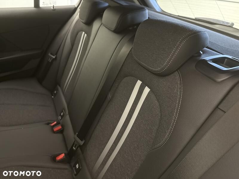 BMW Seria 1 118i - 18