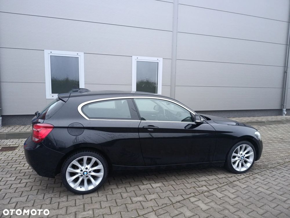 BMW Seria 1 118i Sport Line - 21