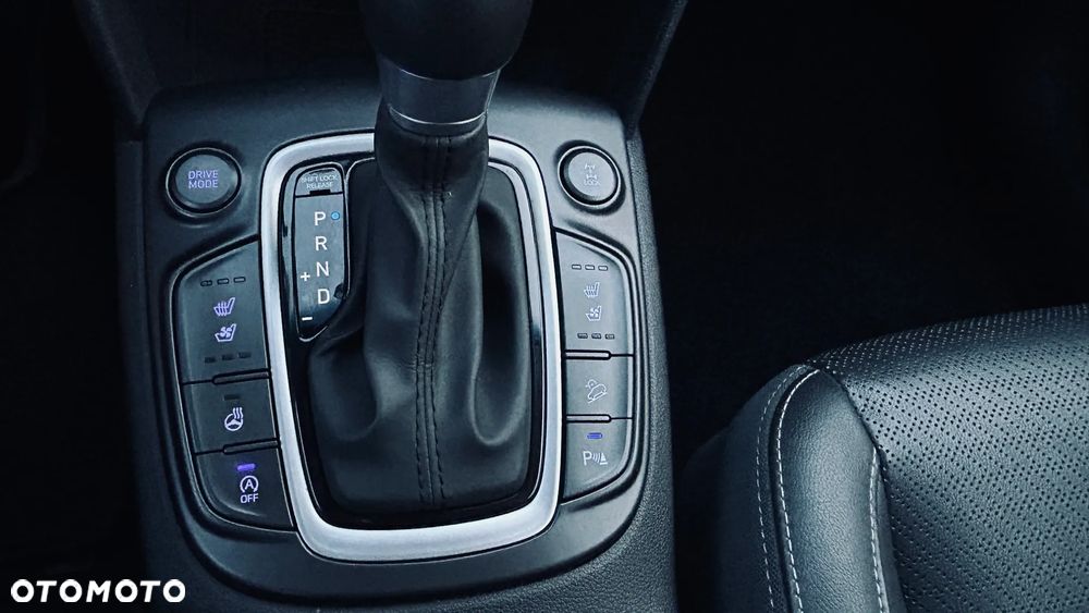 Hyundai Kona - 12