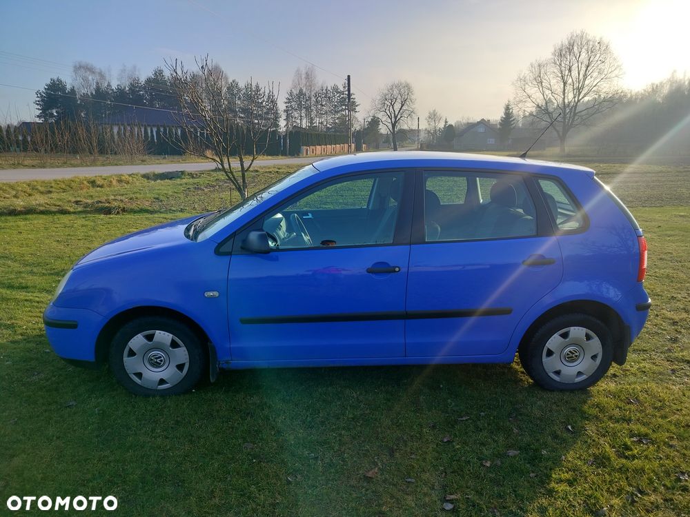Volkswagen Polo - 2