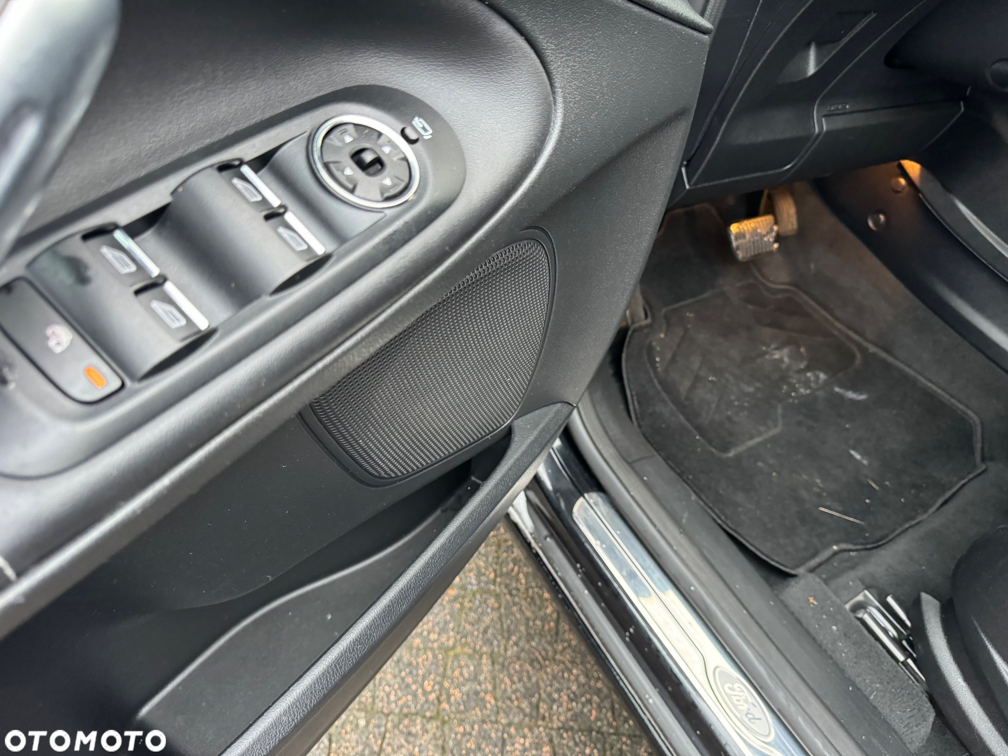 Ford S-Max 2.0 TDCi DPF Champions Edition - 15