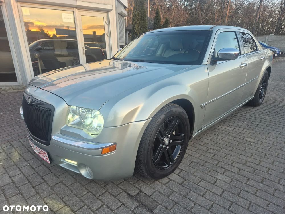 Chrysler 300C 5.7 V8 Hemi - 1