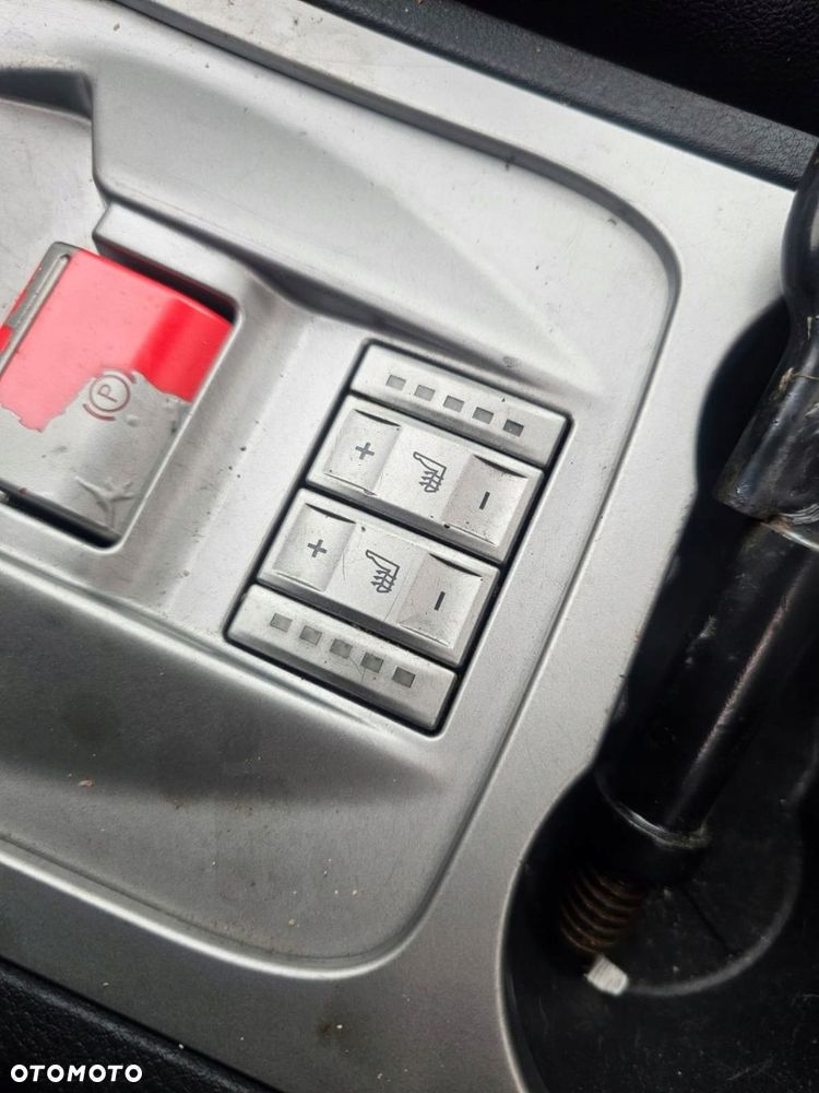 Fotel przedni lewy kierowcy elektryczny podgrzewany Ford S-Max - 2