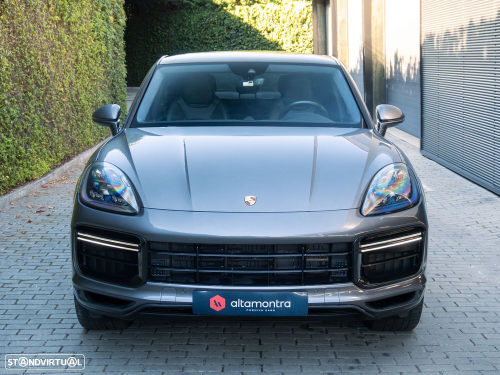Porsche Cayenne Coupé Turbo S E-Hybrid - 3