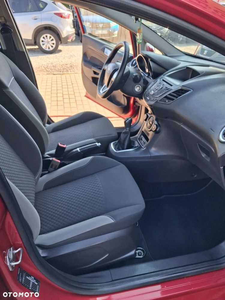 Ford Fiesta - 15