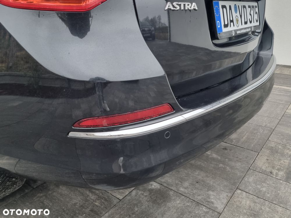 Opel Astra 1.4 Turbo Exklusiv - 11