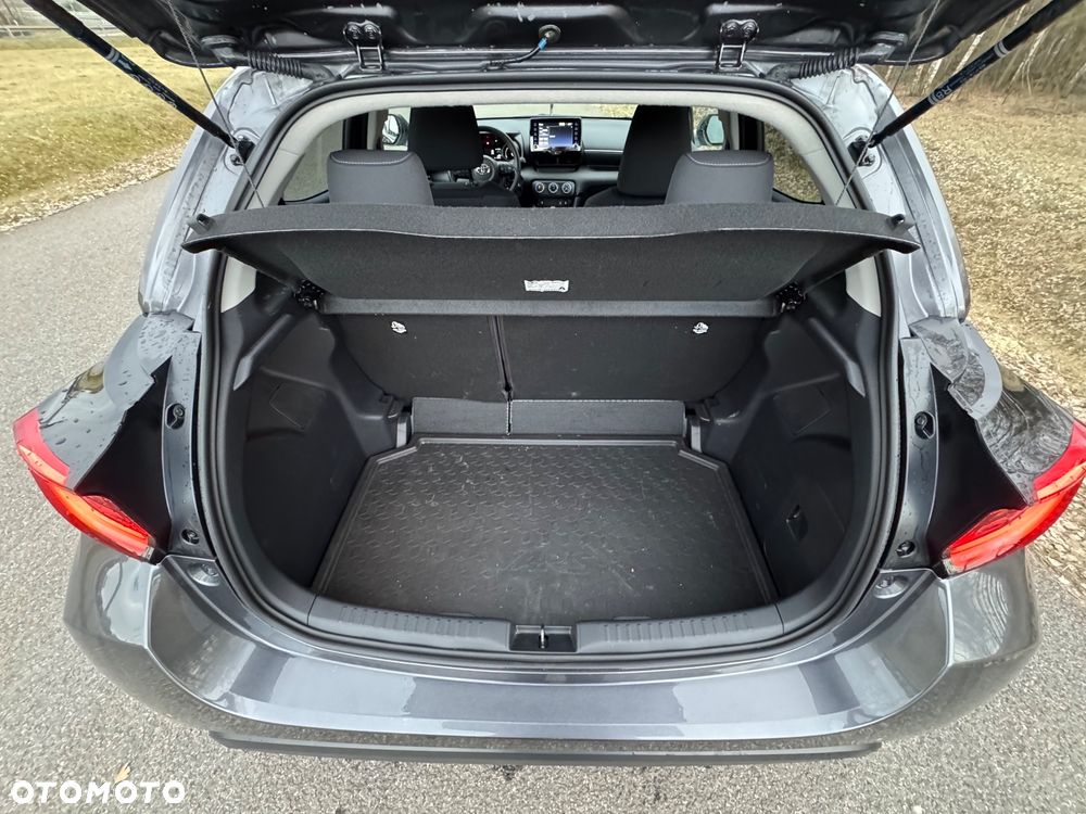 Toyota Yaris - 14