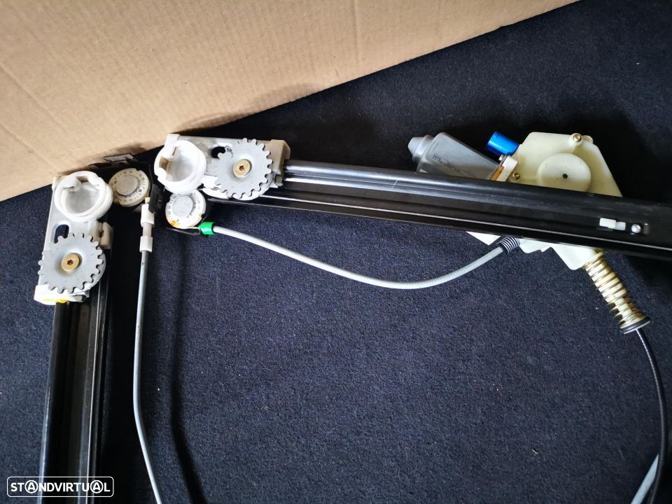 MINI R50 ELEVADOR FRENTE ESQUERDO - E062 - 5