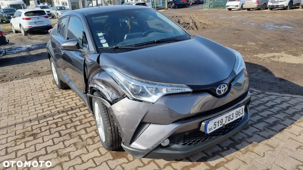Toyota C-HR Club - 32