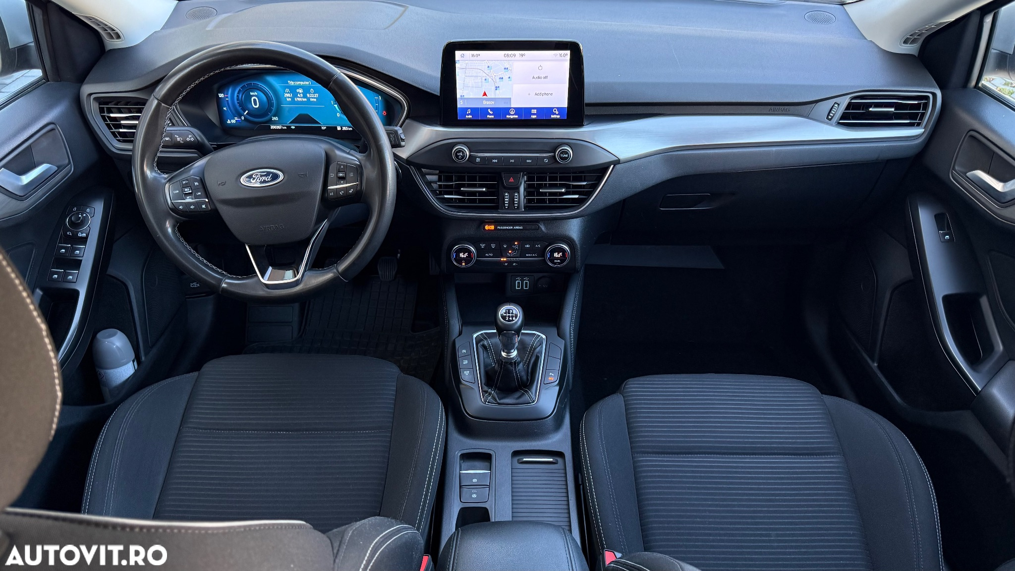 Ford Focus 1.5 EcoBlue Start-Stopp-System TITANIUM X - 2
