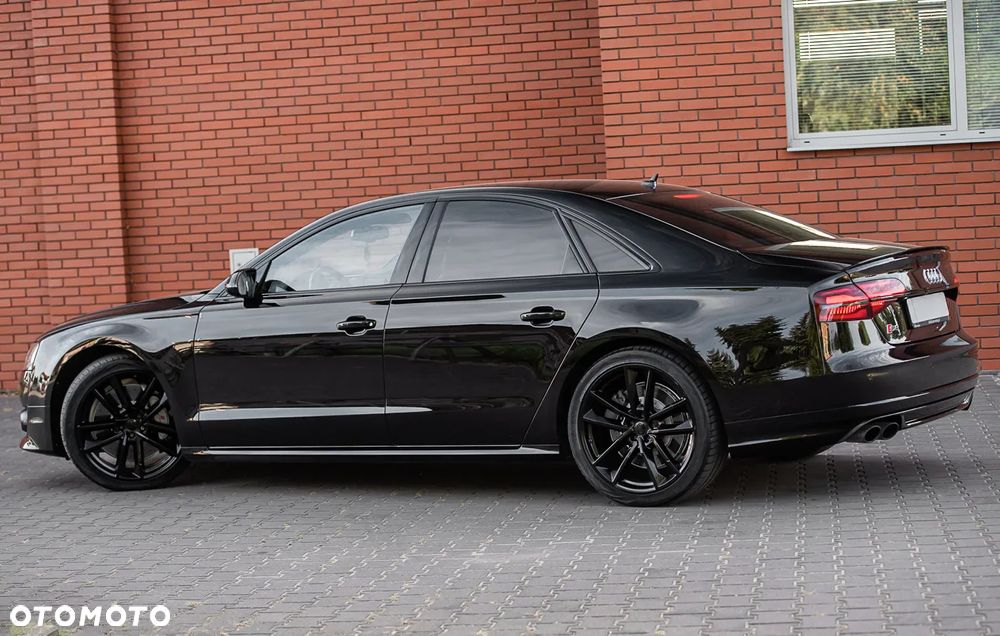 Audi S8 Plus 4.0 TFSI Quattro - 10
