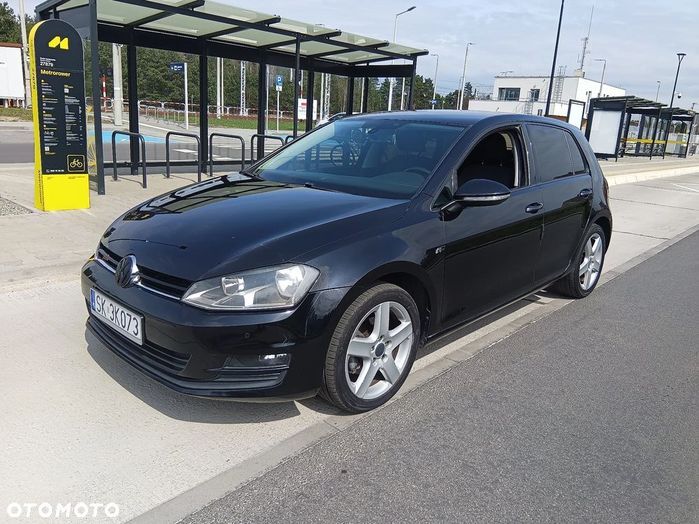 Volkswagen Golf 1.6 TDI DPF BlueMotion Technology DSG Trendline - 1