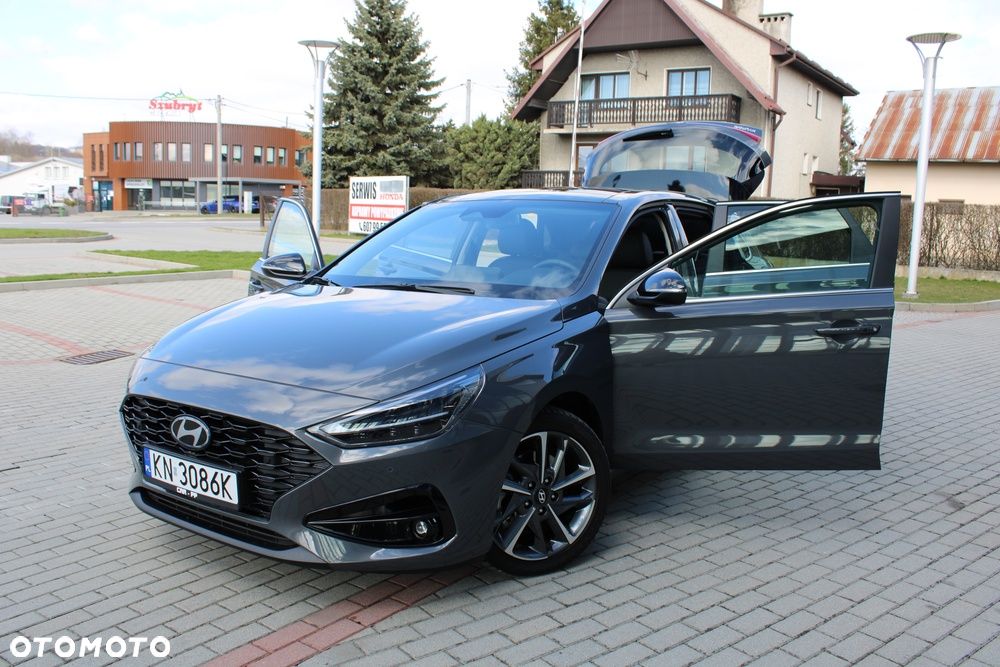 Hyundai i30 ver-1-5-t--gdi-48v-smart-dct - 13