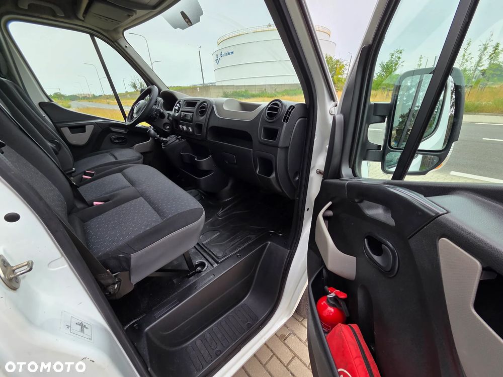 Opel Movano - 16