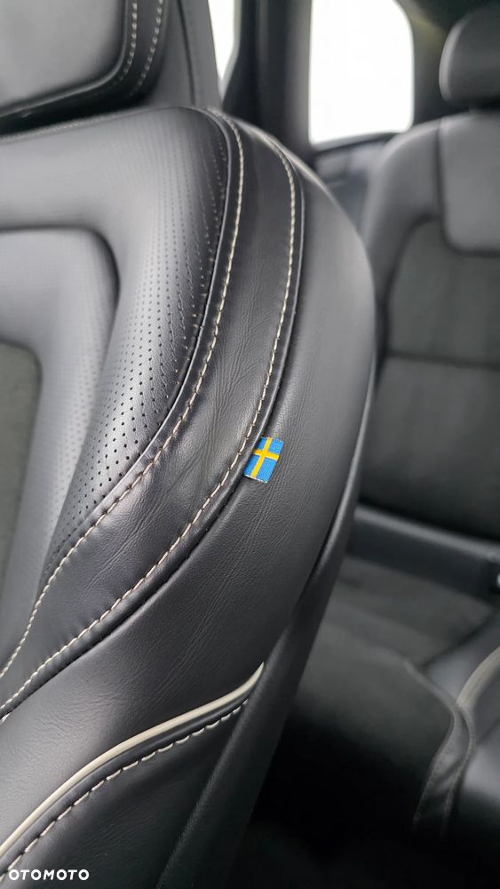 Volvo XC 60 D3 R-Design - 36