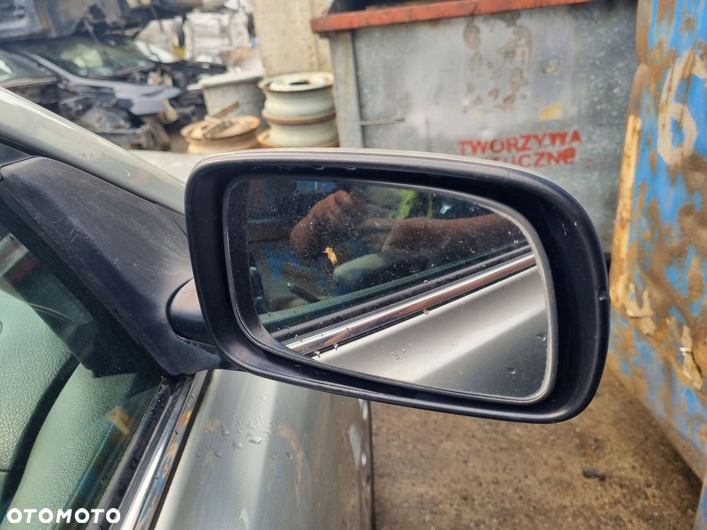 TOYOTA AVENSIS T25 03-09 r. LUSTERKO PRAWE ELEKTRYCZNE 7PIN lakier 1C0 - 7